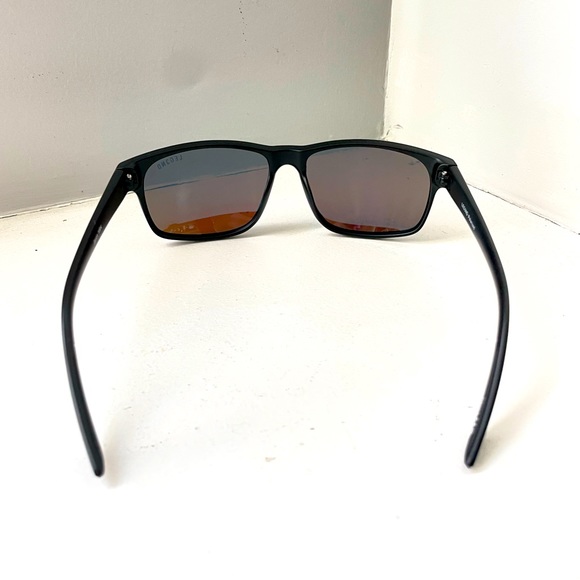 Stylish Men's Attitude Polarized Blue Mirror Sunglasses in Matte Black NWT - Picture 4 of 6